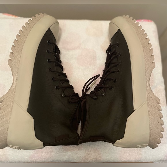 Converse Chuck Taylor All-Star Waterproof Sneaker Boot- Men’s 11.5/Women’s 13.5 - Picture 12 of 15